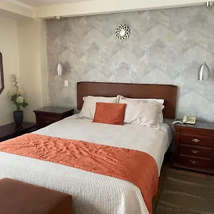 Metropoli 3*, Quito Ecuador